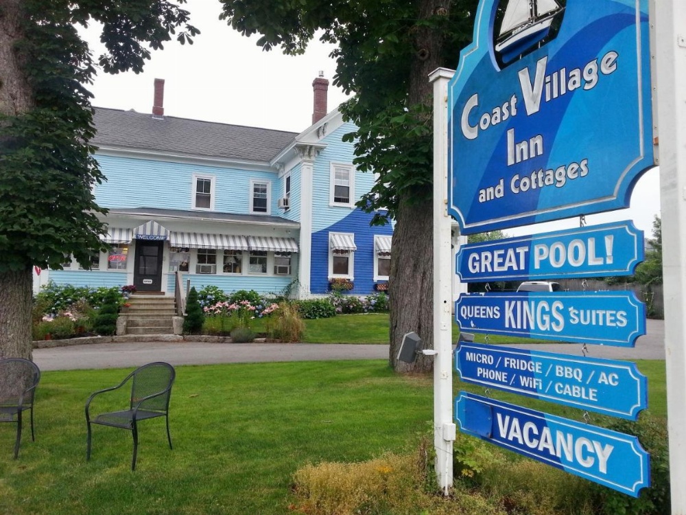 Coast Village Inn and Cottages Image 23