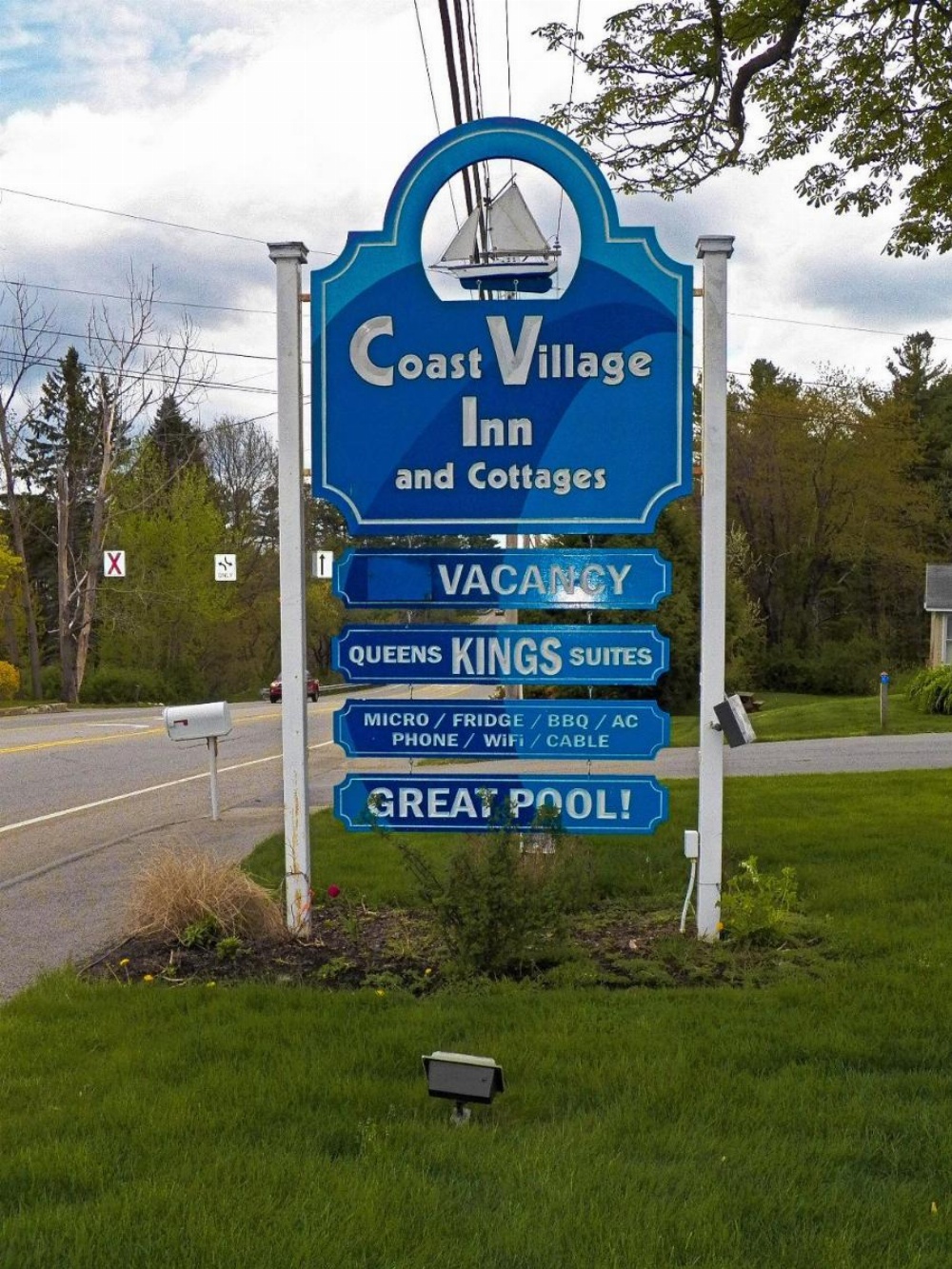 Coast Village Inn and Cottages Image 29